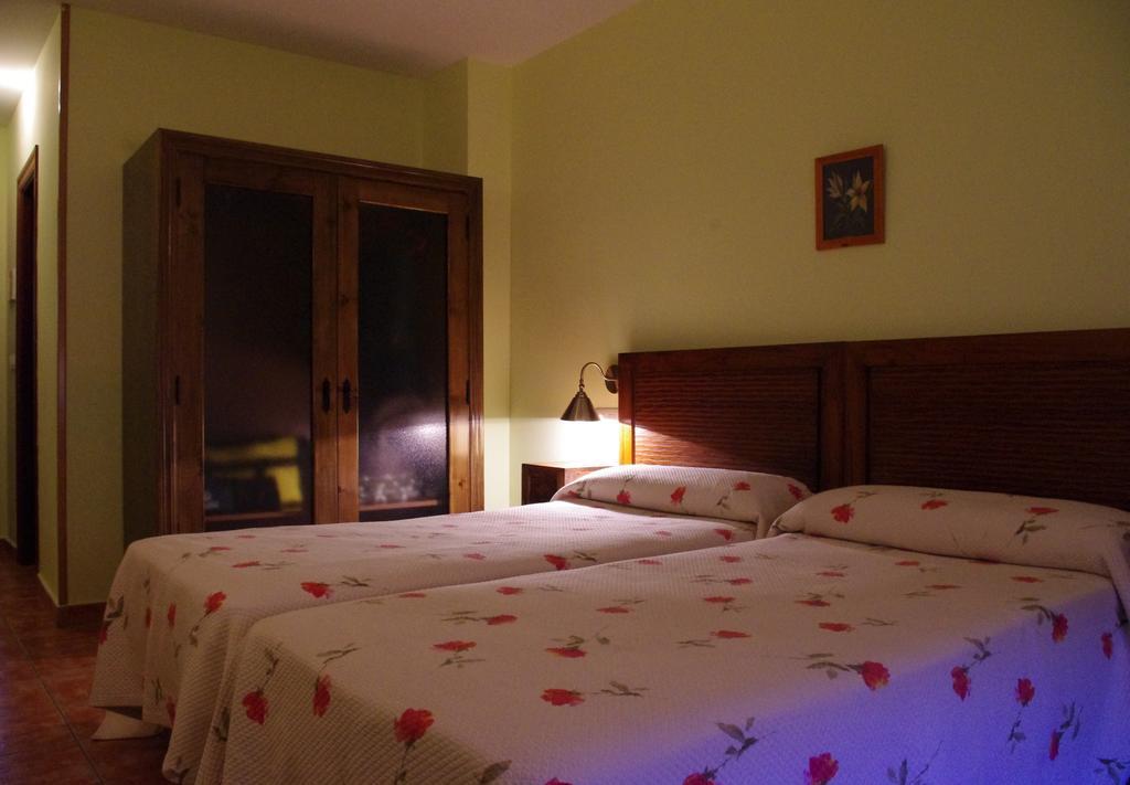 Hotel La Jara-Arribes Aldeadavila de la Ribera Room photo