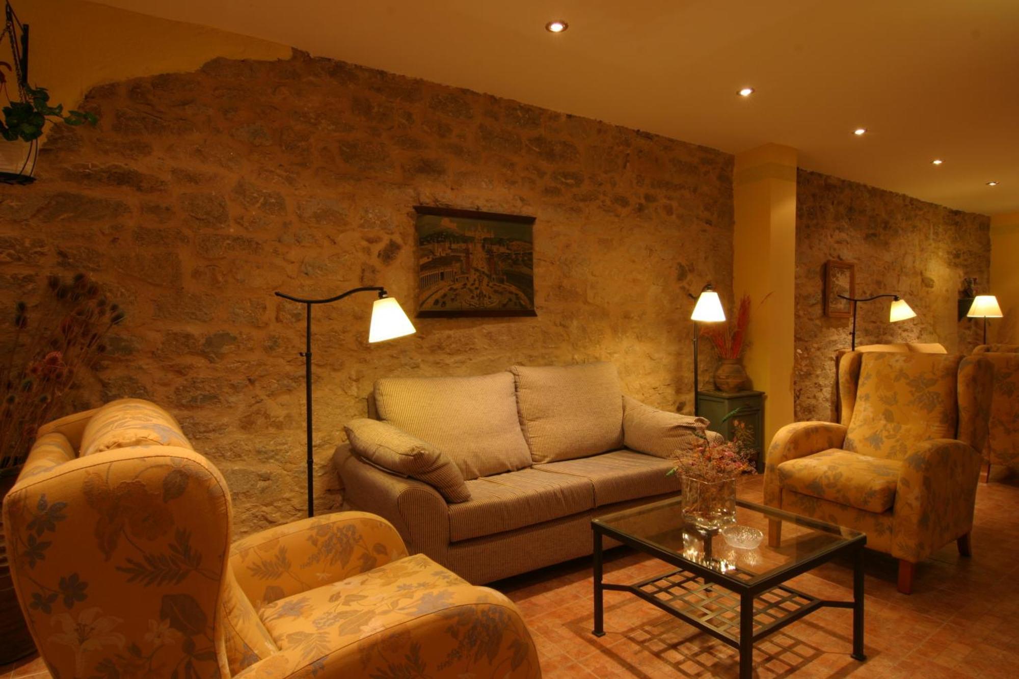 Hotel La Jara-Arribes Aldeadavila de la Ribera Exterior photo