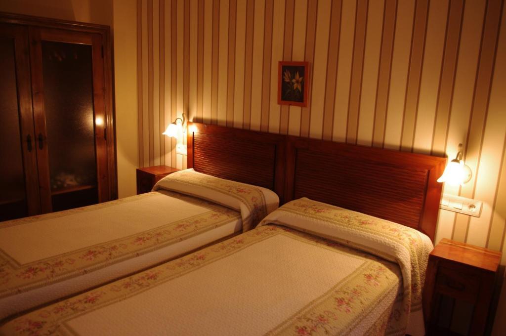 Hotel La Jara-Arribes Aldeadavila de la Ribera Room photo